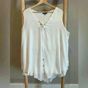 The Pyramid Collection XXL White Sleeveless Top Cross-Lace Neck Tiered Hanky Hem